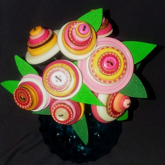 The "Sammy May" Handmade Button Bouquet - Picture 4 of 11